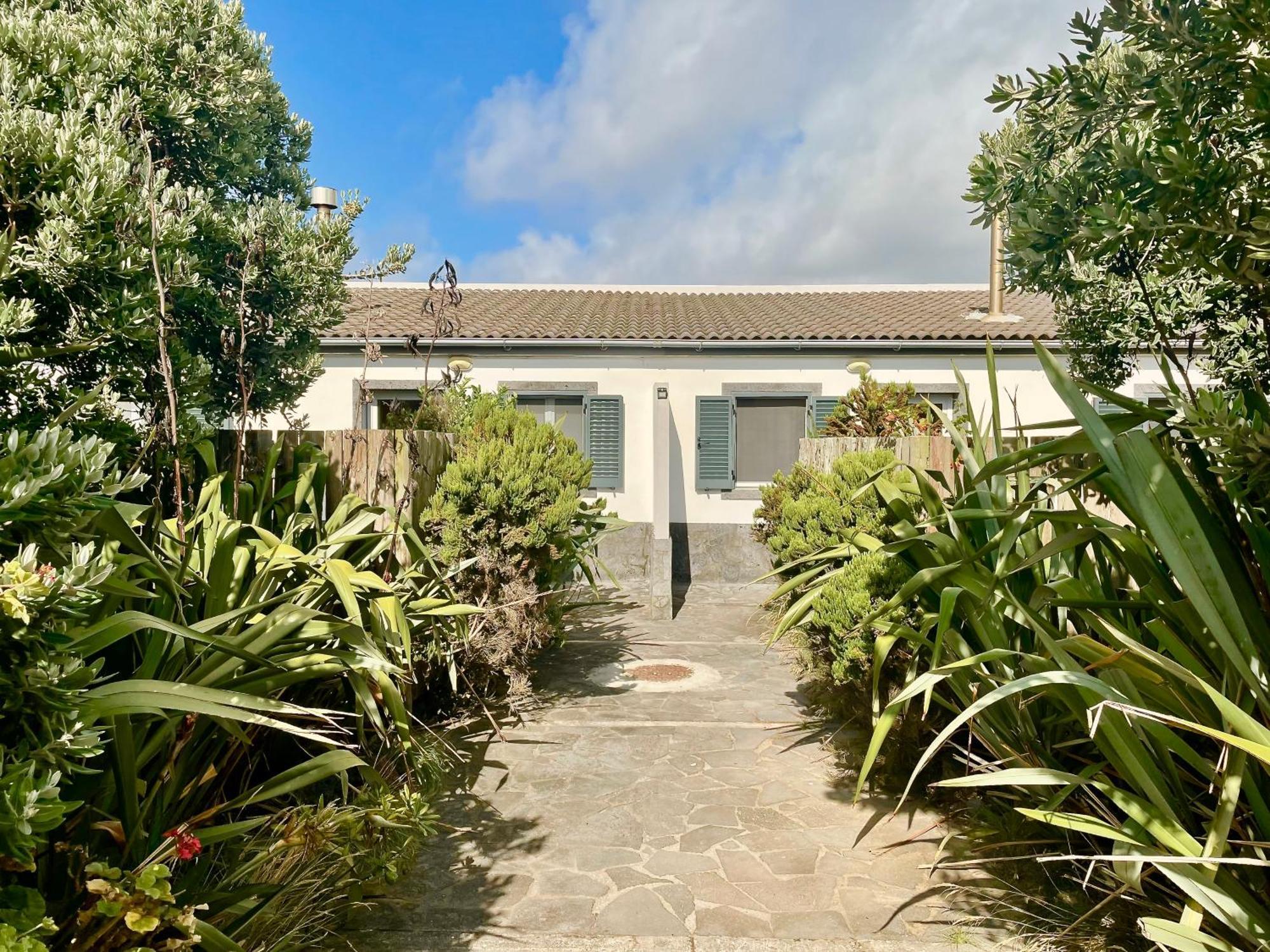 Sea Roots "Garden Zone " Villa มอสเตรอส ภายนอก รูปภาพ