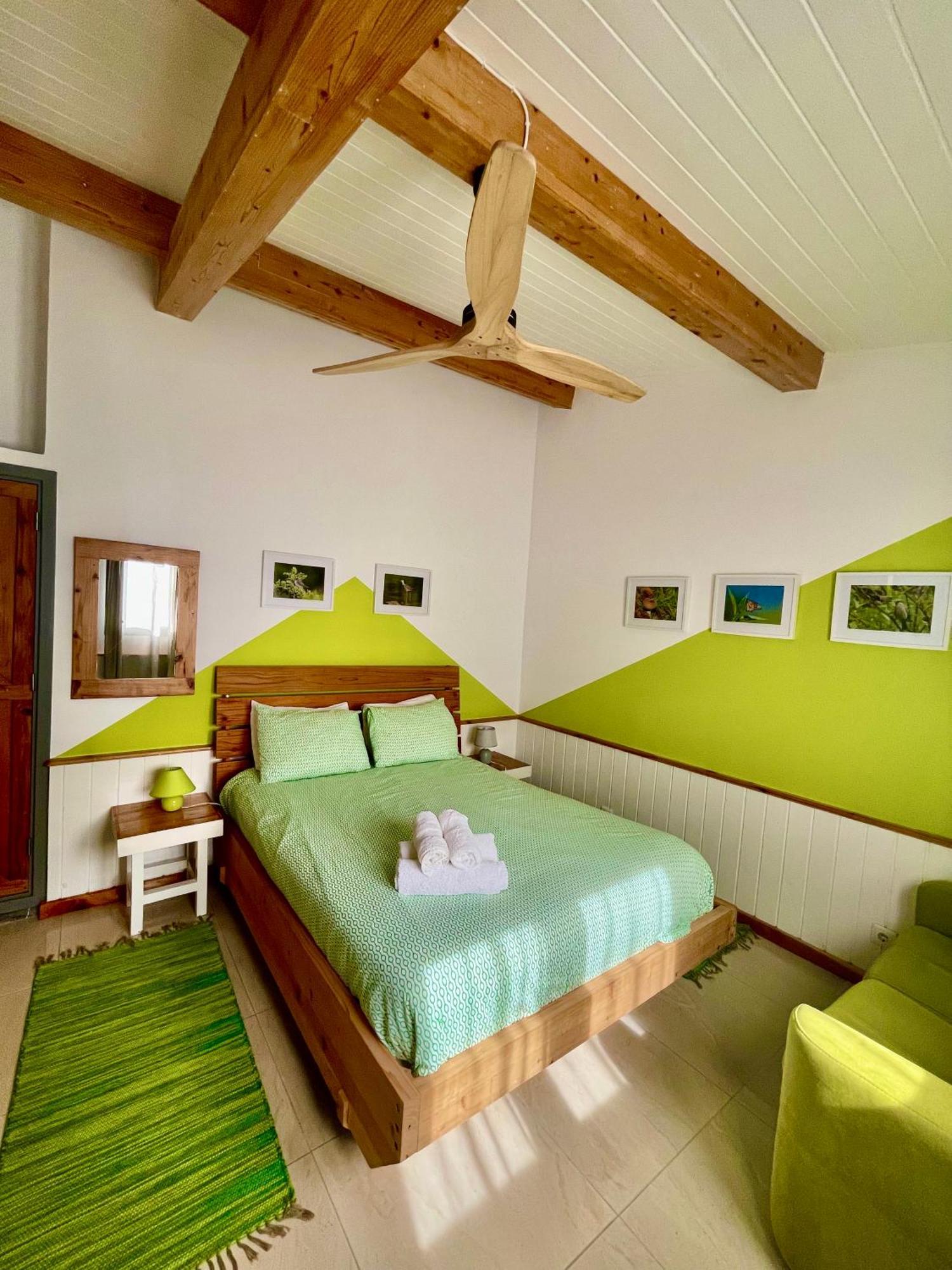 Sea Roots "Garden Zone " Villa มอสเตรอส ภายนอก รูปภาพ